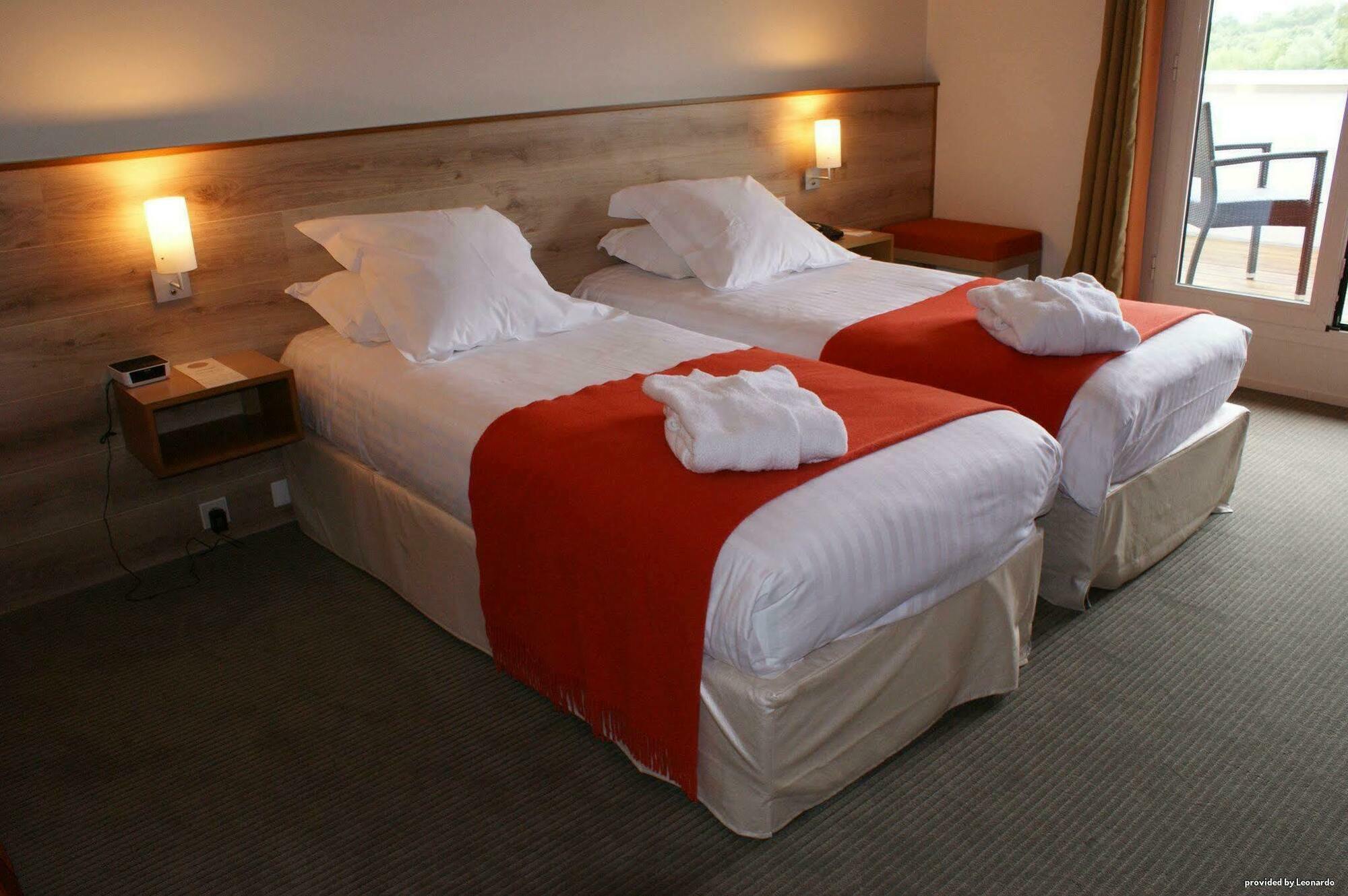 Best Western Plus L'Oree Paris Sud Saulx-les-Chartreux Kamer foto